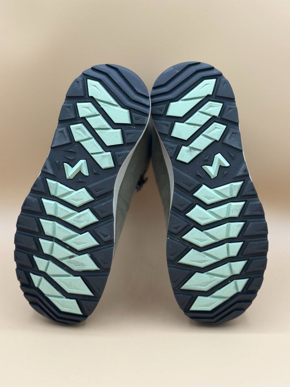 Forsake Thatcher Mid Waterproof Hiking Boots Women’s Size 7 Gray Outdoor Boots - Picture 7 of 7
